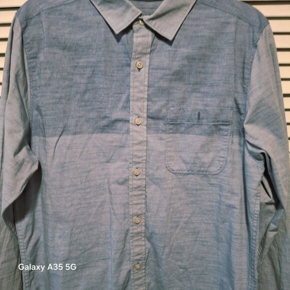 The North Face Mens Light Blue Button-Up Shirt M Preppy Classic Outdoor Office - Picture 2 of 8